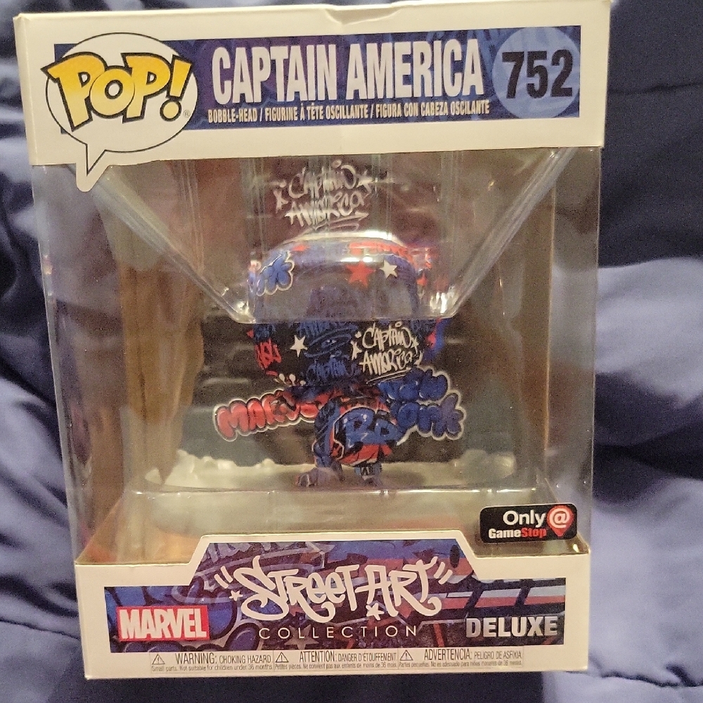 Marvel Street Art Captain America #752